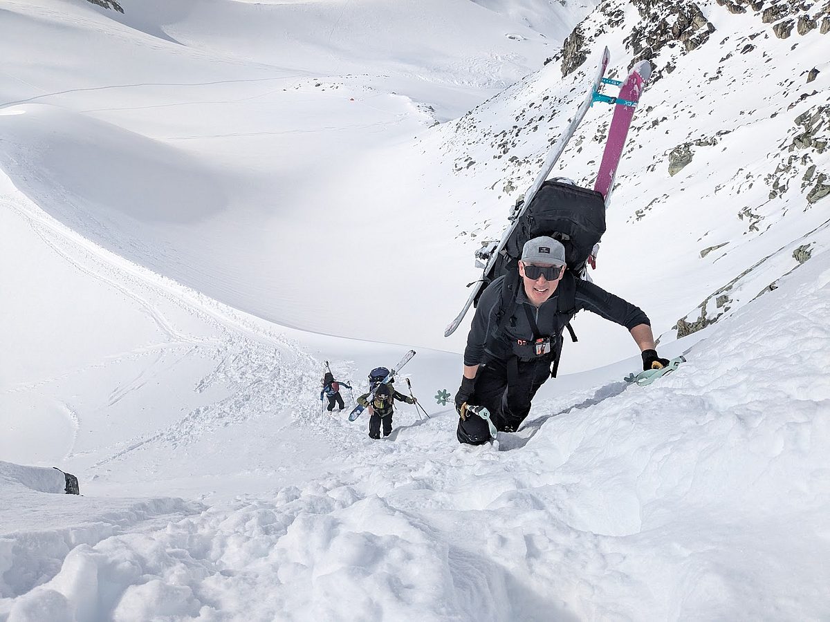 Bootpack up to Col on Spearhead Traverse